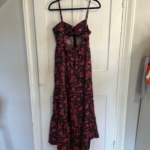 Floral maxi dress with key hole